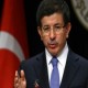 Davutoğlu Çek Bakan'a özür diletti!